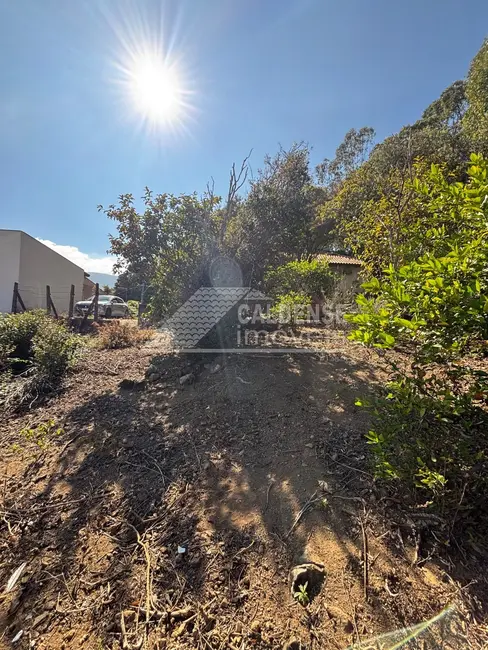 Casa com 3 quartos à venda, 130m2 em Jardim Cascatinha, Pocos De Caldas - MG - imagem 6 Foto 6 de Casa com 3 quartos à venda, 130m2 em Jardim Cascatinha, Pocos De Caldas - MG