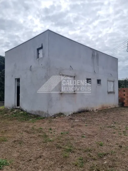 Foto 1 de Chácara com 2 quartos à venda, 60m2 em Caldas - MG