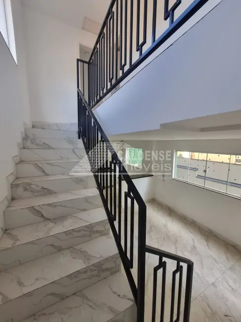 Casa com 2 quartos à venda e para alugar, 87m2 em Pocos De Caldas - MG - imagem 6 Foto 6 de Casa com 2 quartos à venda e para alugar, 87m2 em Pocos De Caldas - MG