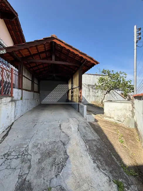 Foto 2 de Casa com 2 quartos à venda, 86m2 em Jardim Ipê, Pocos De Caldas - MG