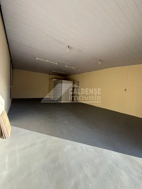 Foto 2 de Sala Comercial para alugar, 80m2 em Jardim Amaryllis, Pocos De Caldas - MG