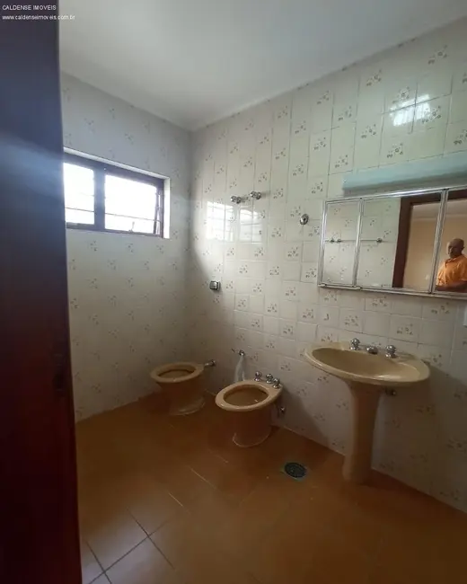 Casa com 4 quartos à venda e para alugar, 220m2 em Jardim Planalto, Pocos De Caldas - MG - imagem 9 Foto 9 de Casa com 4 quartos à venda e para alugar, 220m2 em Jardim Planalto, Pocos De Caldas - MG
