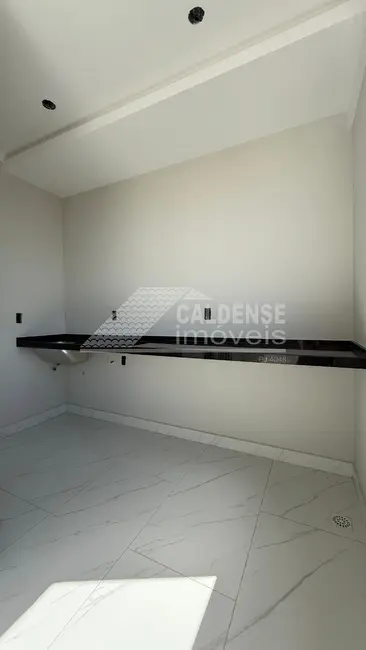 Apartamento com 2 quartos à venda, 80m2 em Jardim Doutor Ottoni, Pocos De Caldas - MG - imagem 7 Foto 7 de Apartamento com 2 quartos à venda, 80m2 em Jardim Doutor Ottoni, Pocos De Caldas - MG