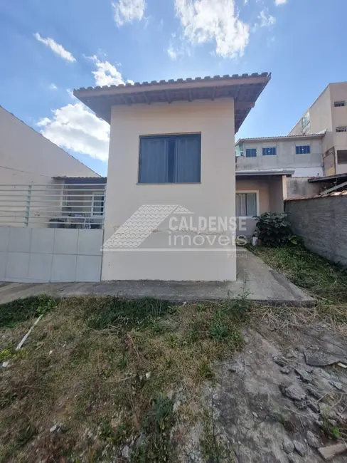 Foto 2 de Casa com 2 quartos à venda, 90m2 em Jardim Ipê, Pocos De Caldas - MG
