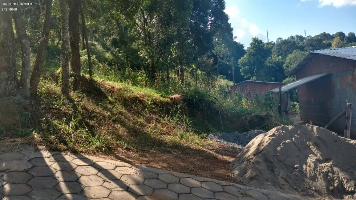 Foto 4 de Chácara à venda em Condomínio Morada das Flores, Pocos De Caldas - MG