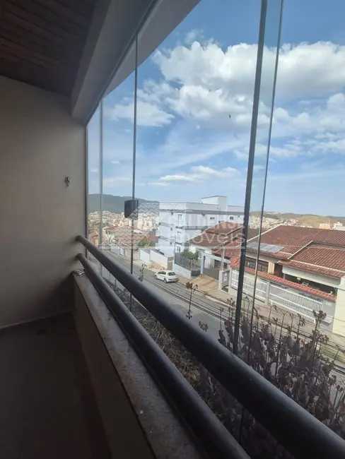 Apartamento com 2 quartos para alugar em Santa Margarida, Pocos De Caldas - MG - imagem 7 Foto 7 de Apartamento com 2 quartos para alugar em Santa Margarida, Pocos De Caldas - MG