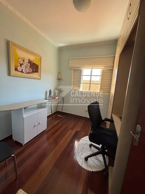 Foto 7 de Casa com 3 quartos à venda, 102m2 em Jardim Ipê, Pocos De Caldas - MG