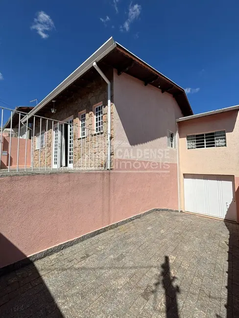 Foto 1 de Casa com 3 quartos à venda, 102m2 em Jardim Ipê, Pocos De Caldas - MG