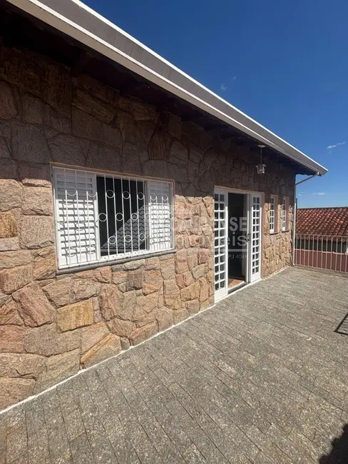 Foto 2 de Casa com 3 quartos à venda, 102m2 em Jardim Ipê, Pocos De Caldas - MG