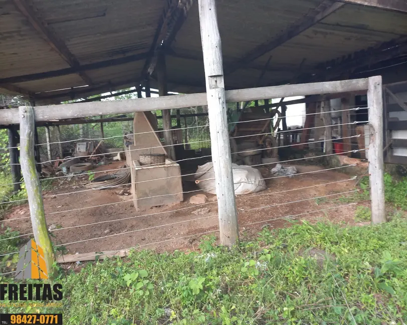 Foto 3 de Fazenda / Haras com 6 quartos à venda, 210m2 em Unai - MG