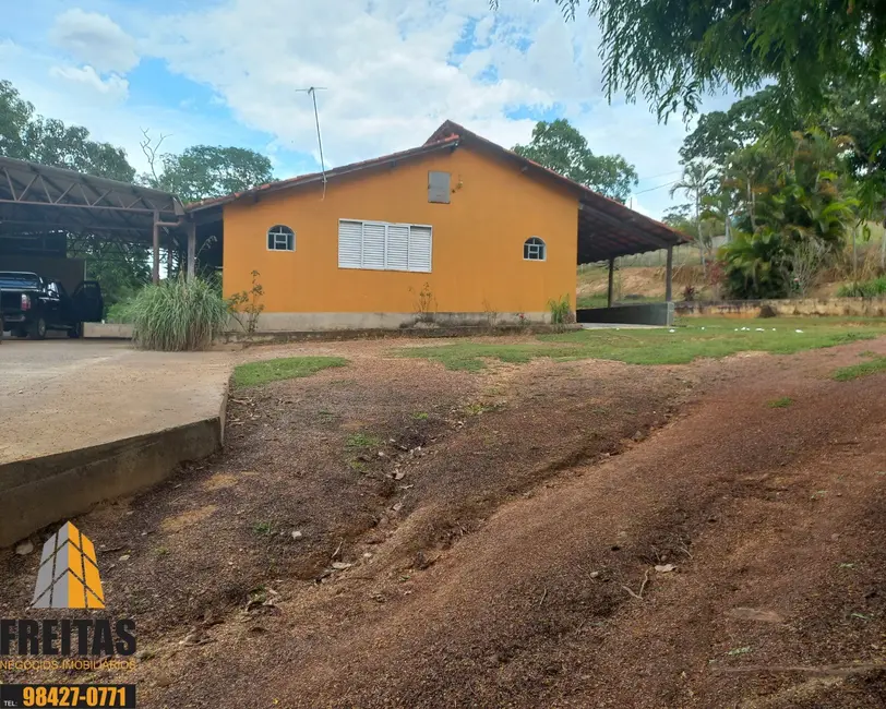 Foto 1 de Chácara com 5 quartos à venda, 15000m2 em Área Rural de Luziânia, Luziania - GO