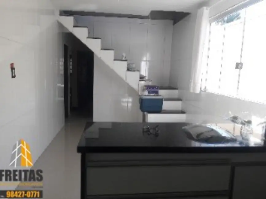 Casa com 3 quartos à venda, 225m2 em Brasilia - DF - imagem 4 Foto 4 de Casa com 3 quartos à venda, 225m2 em Brasilia - DF