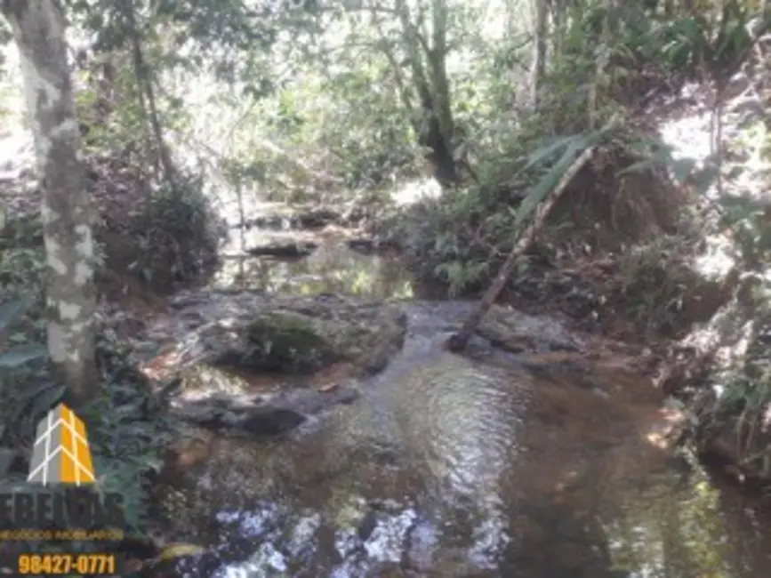 Foto 4 de Fazenda / Haras à venda, 180m2 em Santo Antonio Do Descoberto - GO