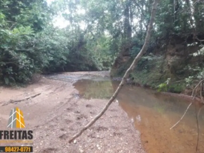 Foto 2 de Fazenda / Haras à venda, 180m2 em Santo Antonio Do Descoberto - GO