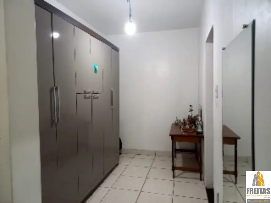 Casa com 3 quartos à venda, 150m2 em Setor Habitacional Samambaia (Vicente Pires), Brasilia - DF - imagem 3 Foto 3 de Casa com 3 quartos à venda, 150m2 em Setor Habitacional Samambaia (Vicente Pires), Brasilia - DF