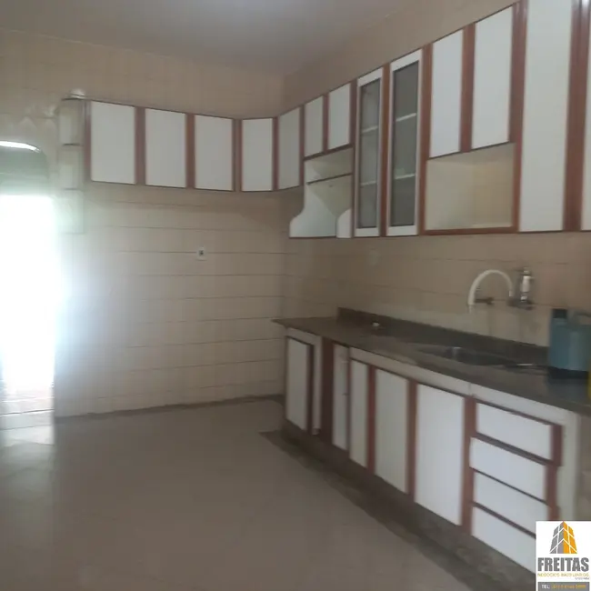 Casa com 4 quartos à venda, 180m2 em Taguatinga Sul (Taguatinga), Brasilia - DF - imagem 2 Foto 2 de Casa com 4 quartos à venda, 180m2 em Taguatinga Sul (Taguatinga), Brasilia - DF