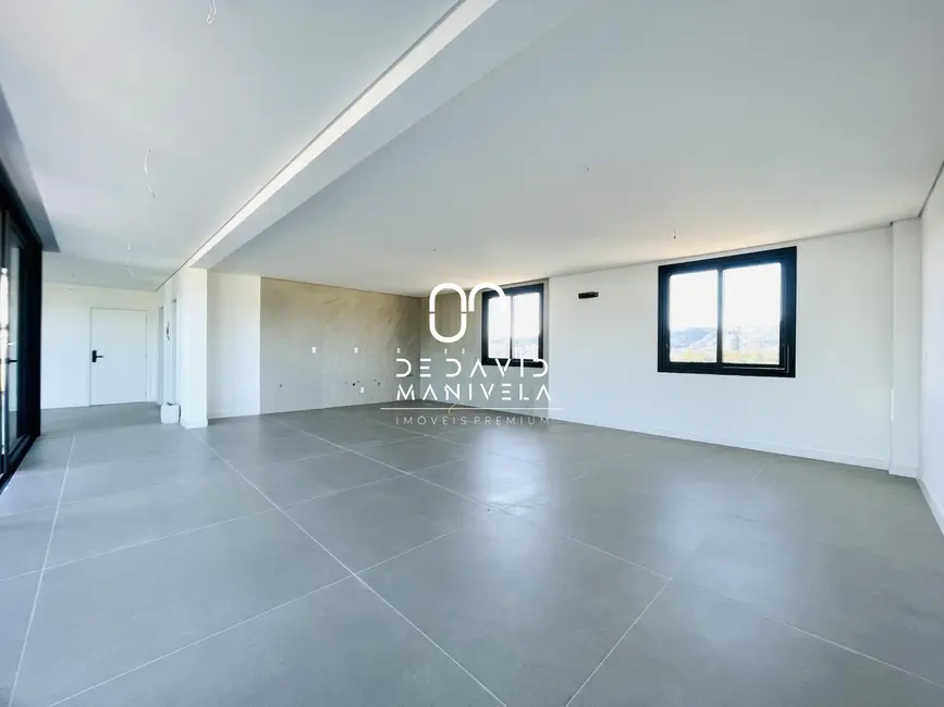 Foto 5 de Cobertura com 4 quartos à venda, 284m2 em Nossa Senhora de Lourdes, Santa Maria - RS