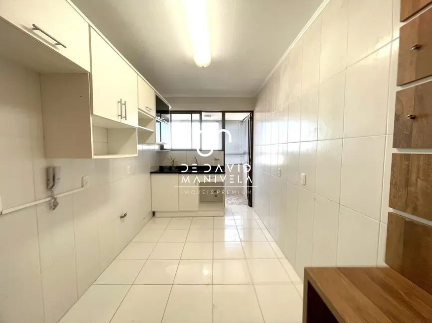 Cobertura com 3 quartos à venda, 244m2 em Nossa Senhora de Fátima, Santa Maria - RS - imagem 9 Foto 9 de Cobertura com 3 quartos à venda, 244m2 em Nossa Senhora de Fátima, Santa Maria - RS
