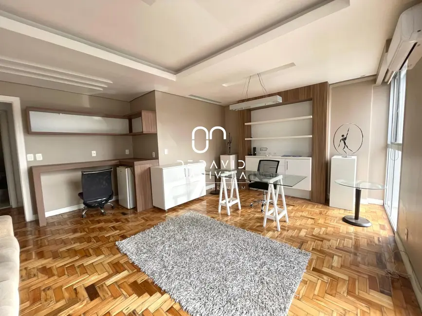 Sala Comercial com 1 quarto para alugar, 48m2 em Centro, Santa Maria - RS - imagem 4 Foto 4 de Sala Comercial com 1 quarto para alugar, 48m2 em Centro, Santa Maria - RS