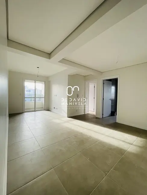 Foto 2 de Apartamento com 2 quartos à venda, 82m2 em Nossa Senhora de Lourdes, Santa Maria - RS