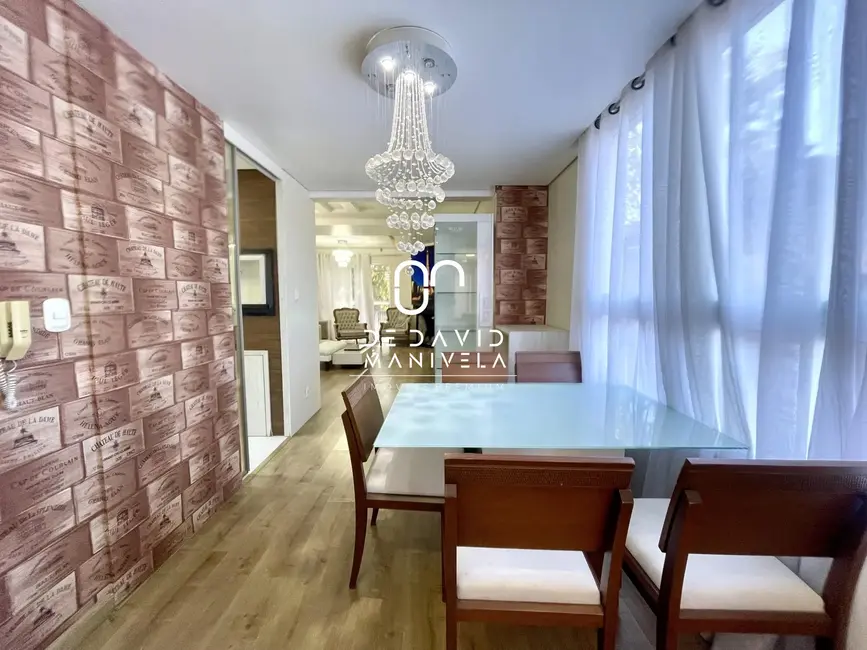 Apartamento com 3 quartos para alugar, 129m2 em Nossa Senhora de Lourdes, Santa Maria - RS - imagem 8 Foto 8 de Apartamento com 3 quartos para alugar, 129m2 em Nossa Senhora de Lourdes, Santa Maria - RS
