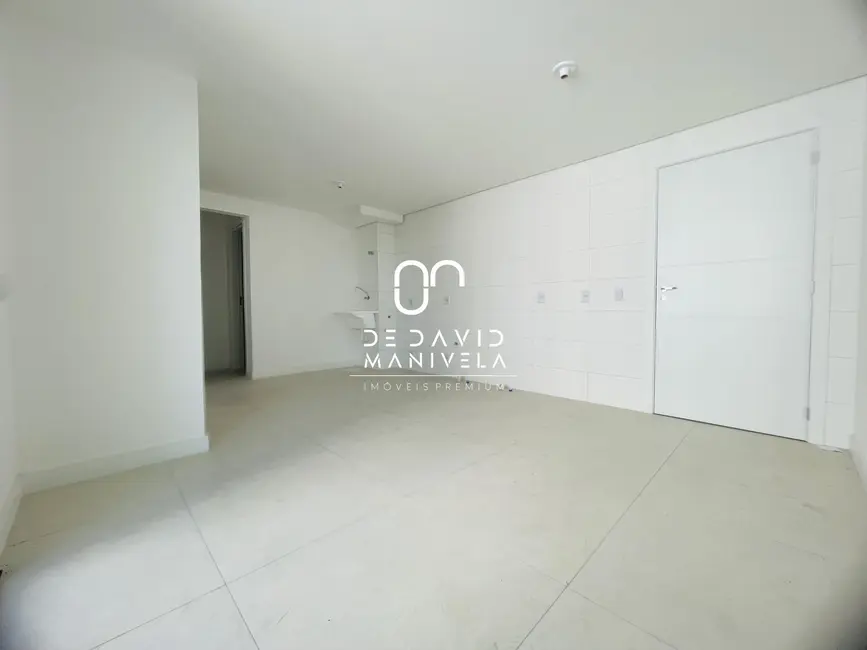 Foto 3 de Apartamento com 2 quartos à venda, 54m2 em Centro, Santa Maria - RS