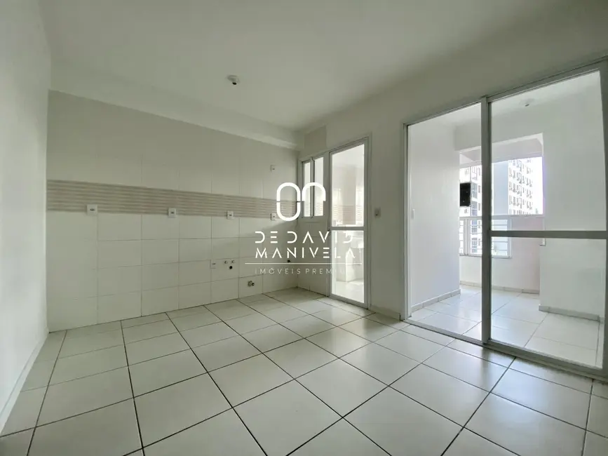 Foto 6 de Apartamento com 2 quartos para alugar, 95m2 em Centro, Santa Maria - RS