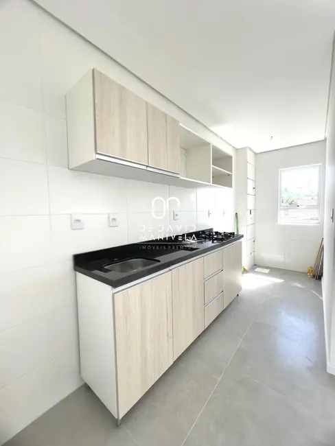 Foto 2 de Apartamento com 1 quarto à venda, 30m2 em Nossa Senhora de Lourdes, Santa Maria - RS