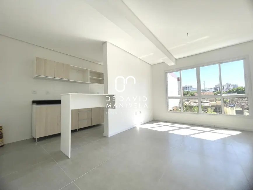 Foto 3 de Apartamento com 1 quarto à venda, 30m2 em Nossa Senhora de Lourdes, Santa Maria - RS