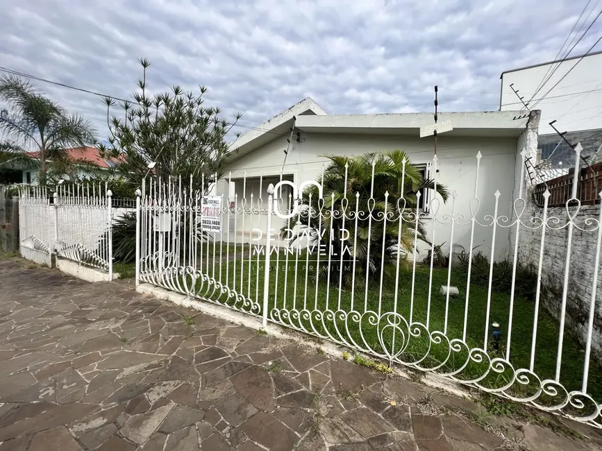 Foto 1 de Casa com 3 quartos à venda, 195m2 em Nossa Senhora de Lourdes, Santa Maria - RS