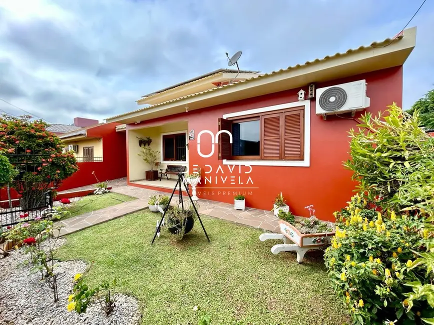 Foto 1 de Casa com 3 quartos à venda, 144m2 em Pinheiro Machado, Santa Maria - RS