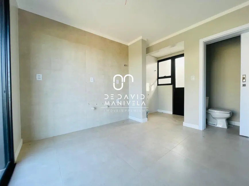 Casa com 3 quartos à venda, 126m2 em Camobi, Santa Maria - RS - imagem 6 Foto 6 de Casa com 3 quartos à venda, 126m2 em Camobi, Santa Maria - RS