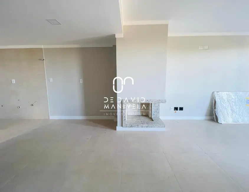 Casa com 3 quartos para alugar, 118m2 em Camobi, Santa Maria - RS - imagem 4 Foto 4 de Casa com 3 quartos para alugar, 118m2 em Camobi, Santa Maria - RS