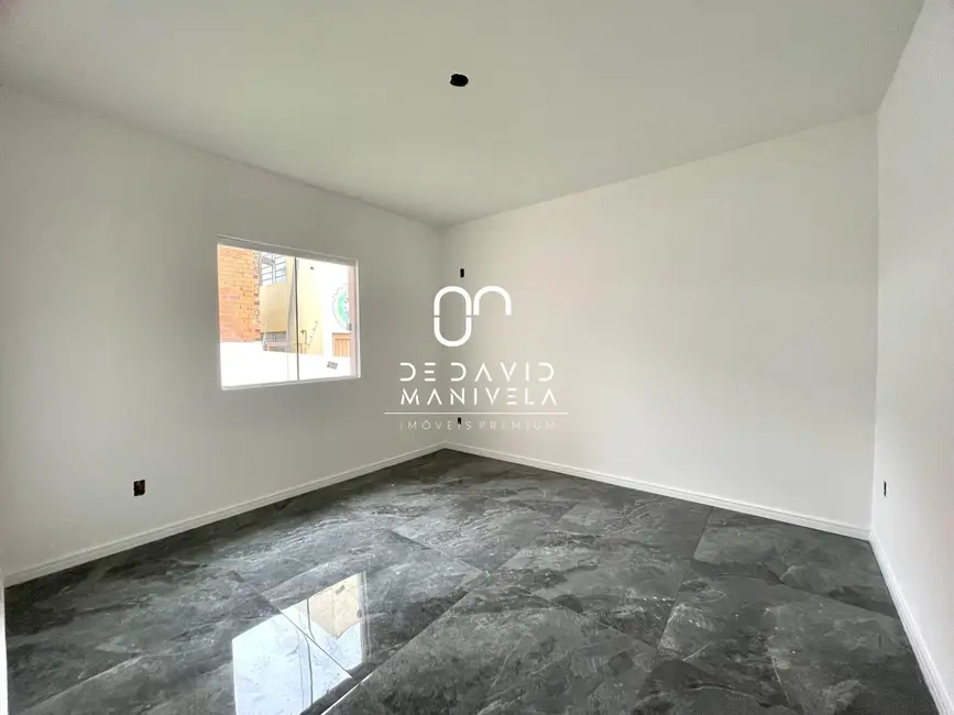 Foto 9 de Apartamento com 2 quartos para alugar, 80m2 em São João, Santa Maria - RS