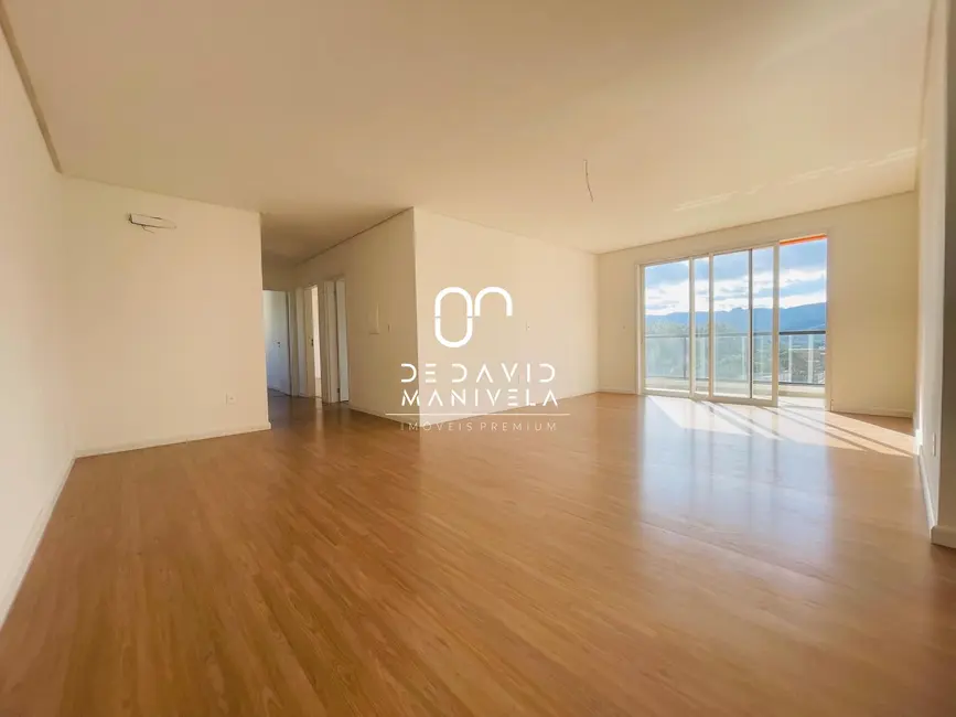 Foto 3 de Apartamento com 3 quartos à venda, 127m2 em Camobi, Santa Maria - RS