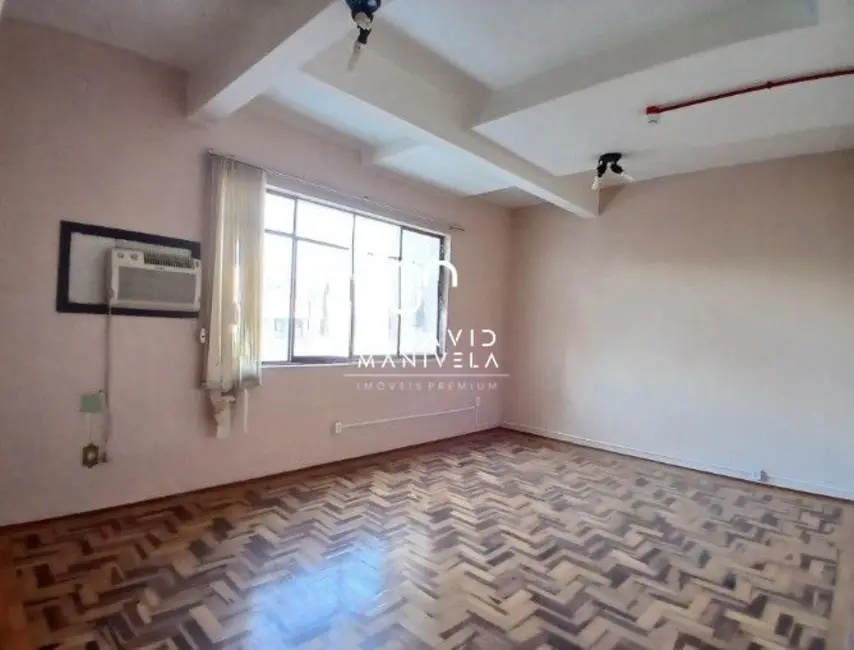Sala Comercial com 1 quarto para alugar, 32m2 em Centro, Santa Maria - RS - imagem 2 Foto 2 de Sala Comercial com 1 quarto para alugar, 32m2 em Centro, Santa Maria - RS
