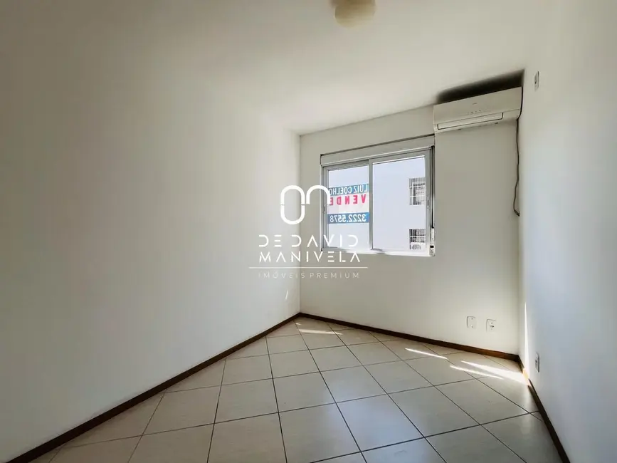 Foto 3 de Apartamento com 2 quartos à venda, 57m2 em Duque de Caxias, Santa Maria - RS