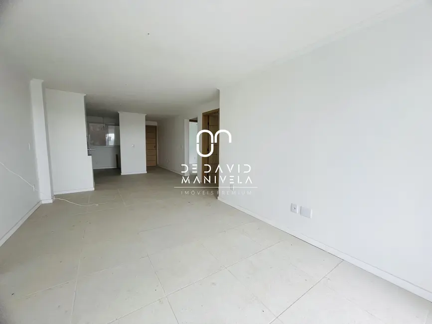 Foto 2 de Apartamento com 2 quartos à venda, 74m2 em Centro, Santa Maria - RS