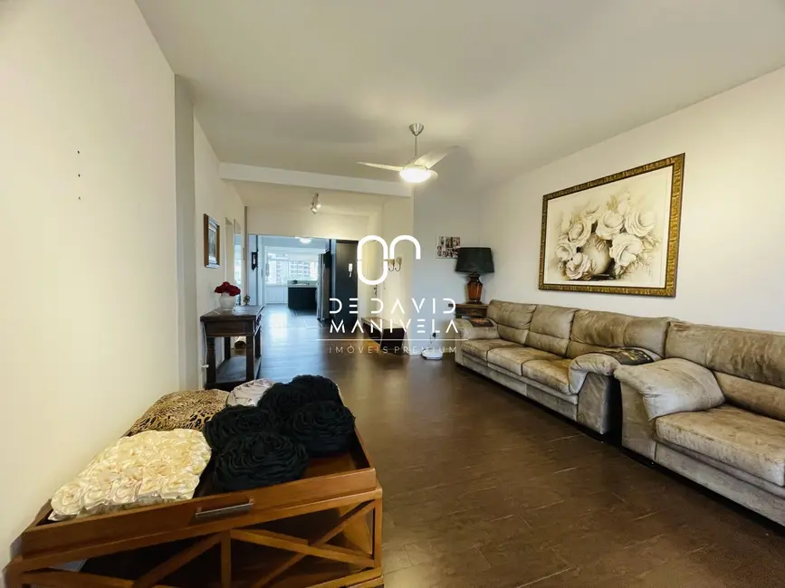 Foto 2 de Apartamento com 3 quartos à venda, 165m2 em Nossa Senhora de Fátima, Santa Maria - RS