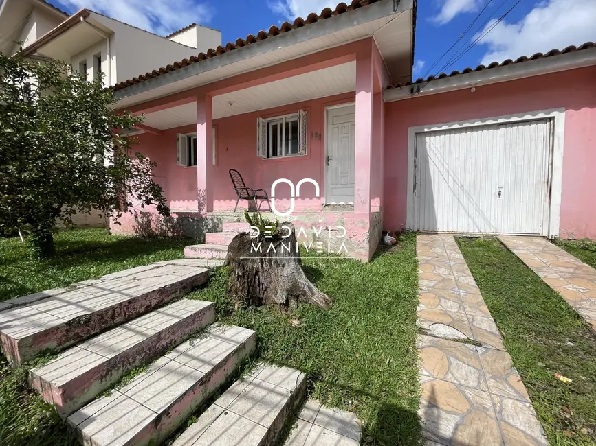 Foto 1 de Casa com 3 quartos à venda, 160m2 em Nossa Senhora de Lourdes, Santa Maria - RS