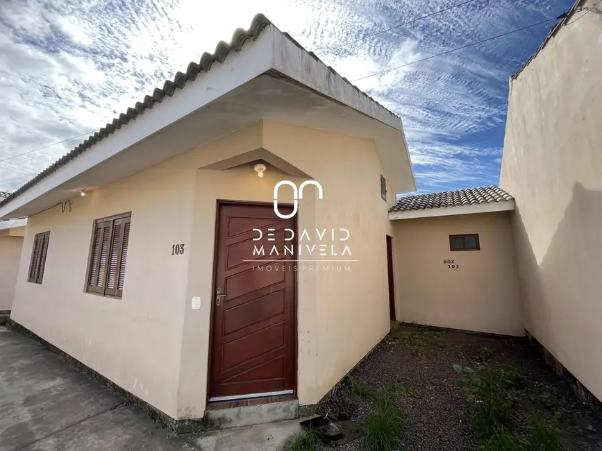 Foto 1 de Casa com 2 quartos à venda, 70m2 em Pinheiro Machado, Santa Maria - RS