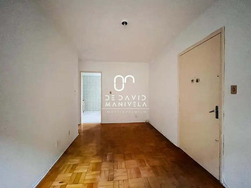 Foto 2 de Apartamento com 2 quartos à venda, 70m2 em Centro, Santa Maria - RS