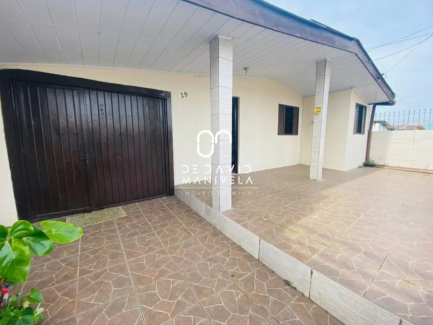 Foto 1 de Casa com 2 quartos à venda, 95m2 em Tancredo Neves, Santa Maria - RS