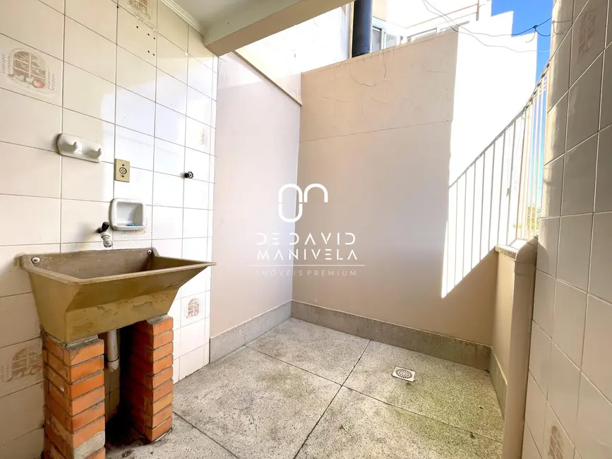 Foto 4 de Apartamento com 2 quartos à venda, 77m2 em Patronato, Santa Maria - RS