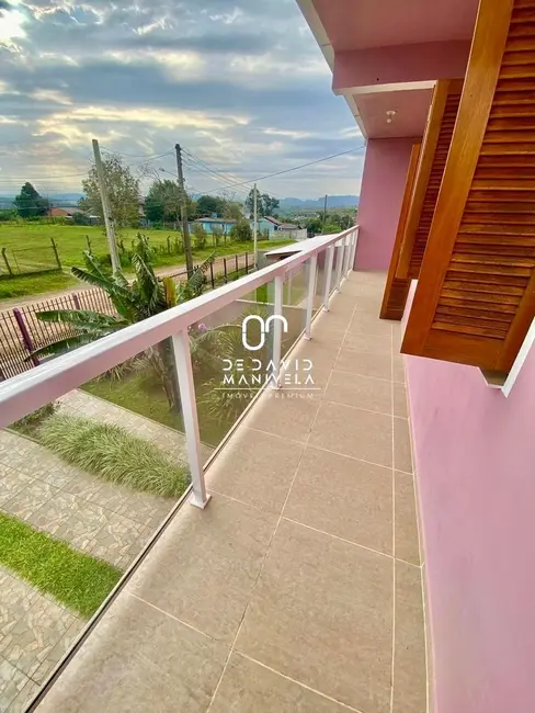 Foto 3 de Casa com 2 quartos para alugar, 180m2 em Pinheiro Machado, Santa Maria - RS