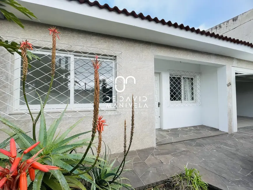 Foto 1 de Casa com 4 quartos à venda, 180m2 em Dom Antônio Reis, Santa Maria - RS