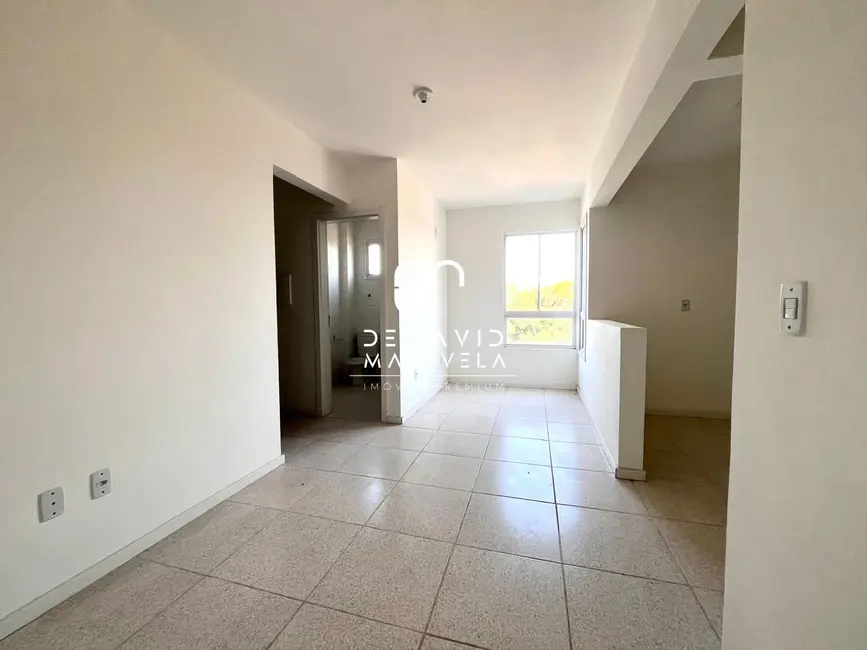 Foto 2 de Apartamento com 2 quartos à venda, 62m2 em Lorenzi, Santa Maria - RS