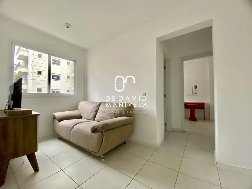 Foto 2 de Apartamento com 1 quarto para alugar, 36m2 em Centro, Santa Maria - RS