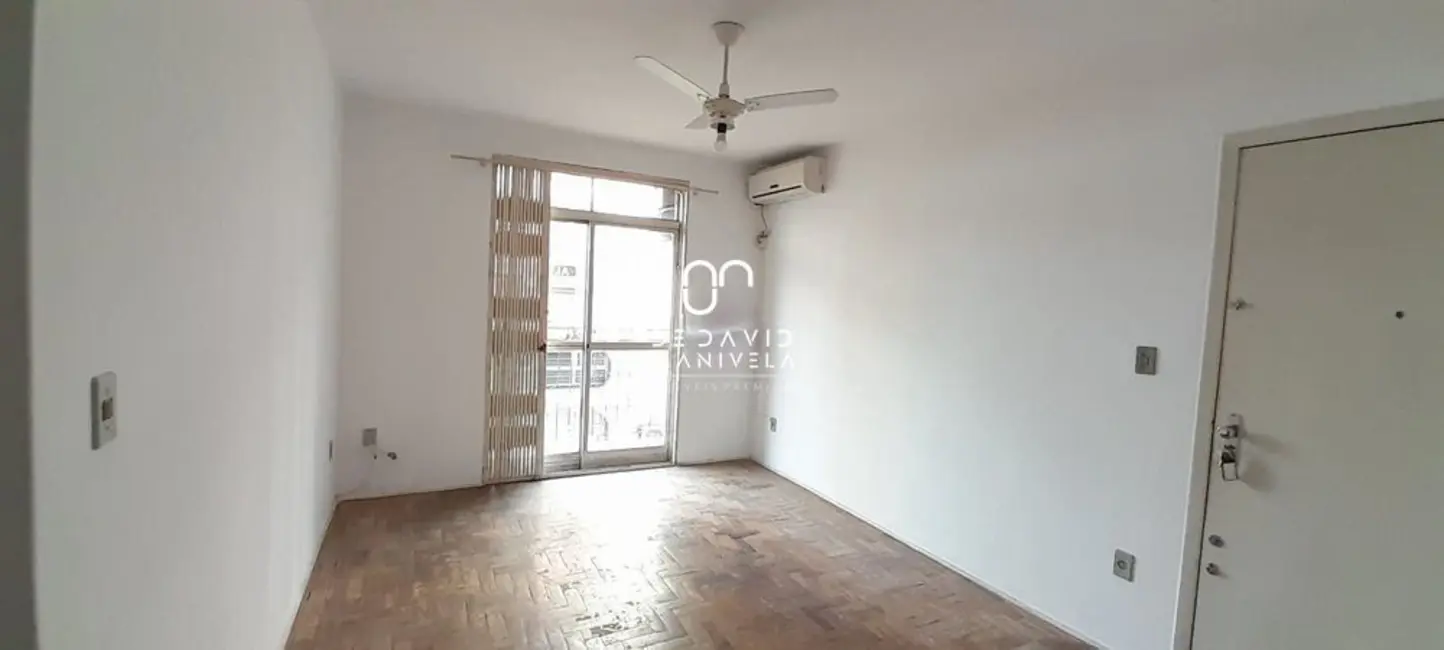 Foto 2 de Apartamento com 2 quartos à venda, 70m2 em Centro, Santa Maria - RS