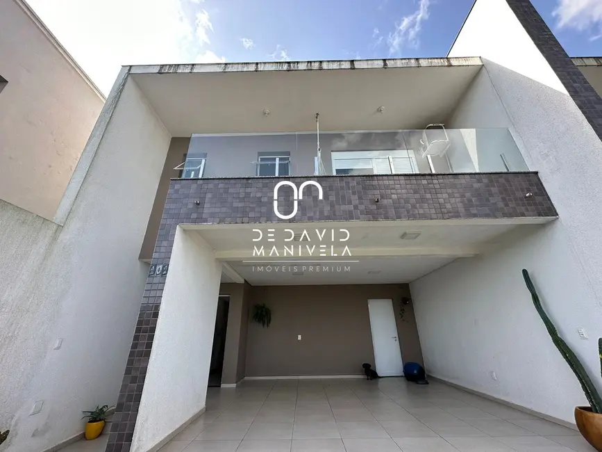 Foto 1 de Casa com 3 quartos à venda, 158m2 em Camobi, Santa Maria - RS